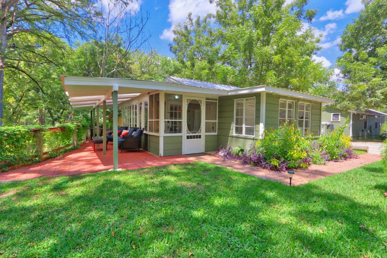 Creekside Cabins - The Getaway Villa Wimberley Eksteriør bilde