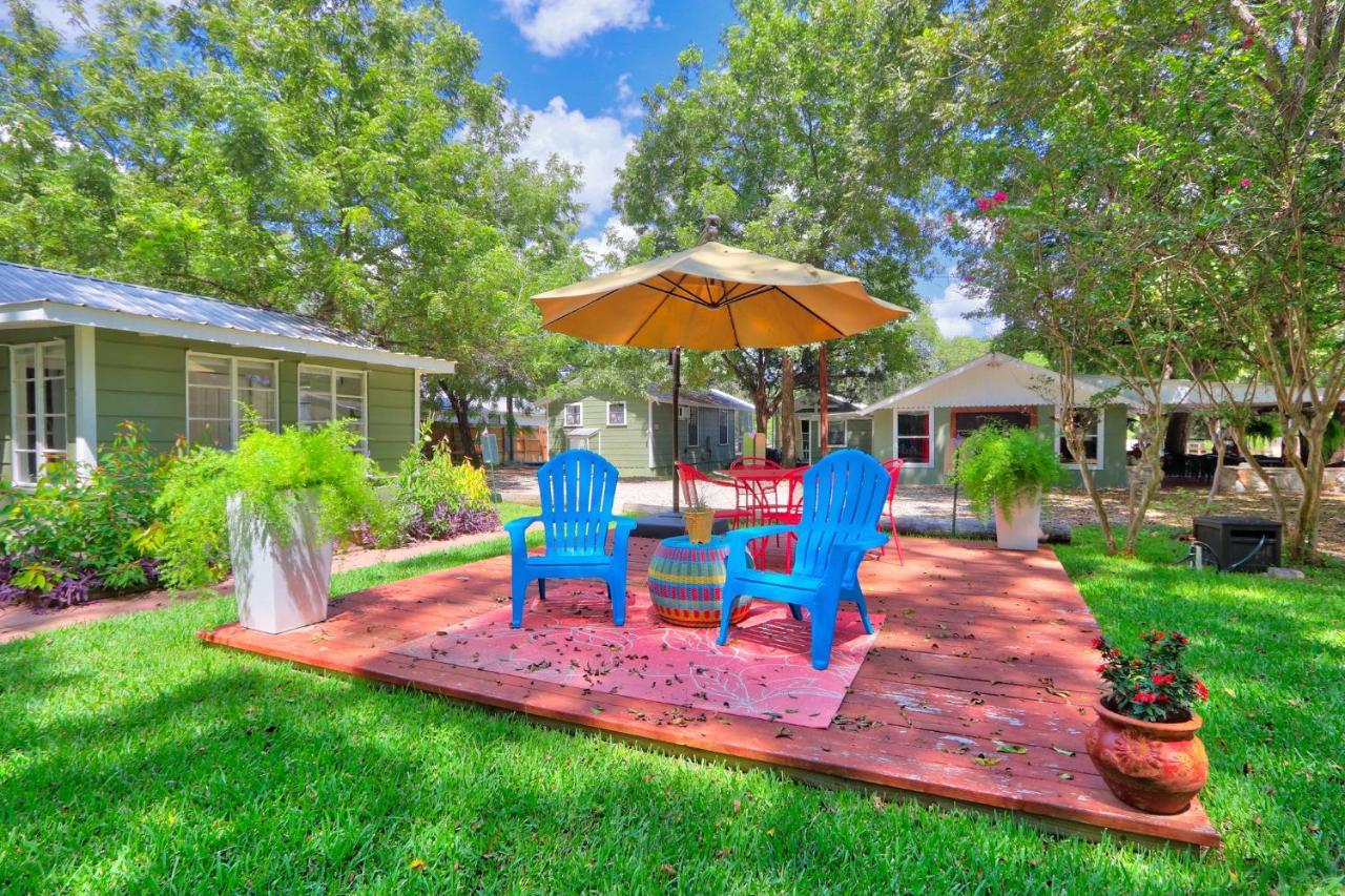 Creekside Cabins - The Getaway Villa Wimberley Eksteriør bilde